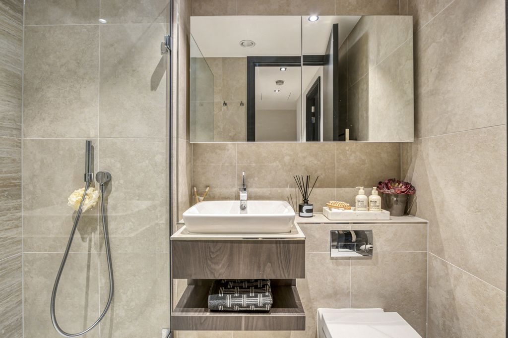 Additional image 16 of 4 bed semi-detached house for saleEgerton Drive, London, Greater London TW7