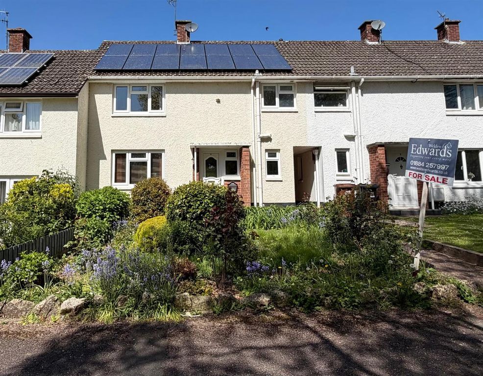 Property photo 1 of 11