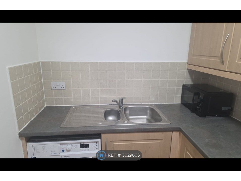 Property photo 3 of 24