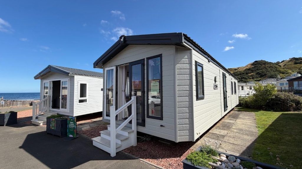Property photo 1 of 6 Willerby Sheraton Sg