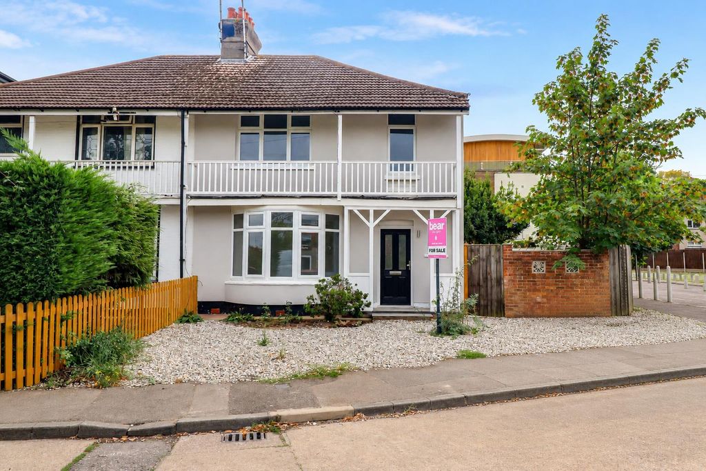 Property photo 1 of 20