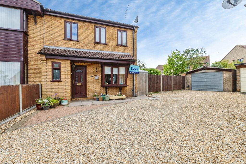 Property photo 1 of 25 2026-05-15-29Winthorperoad045