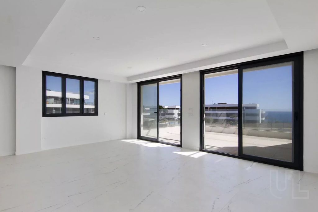 Property photo 3 of 25