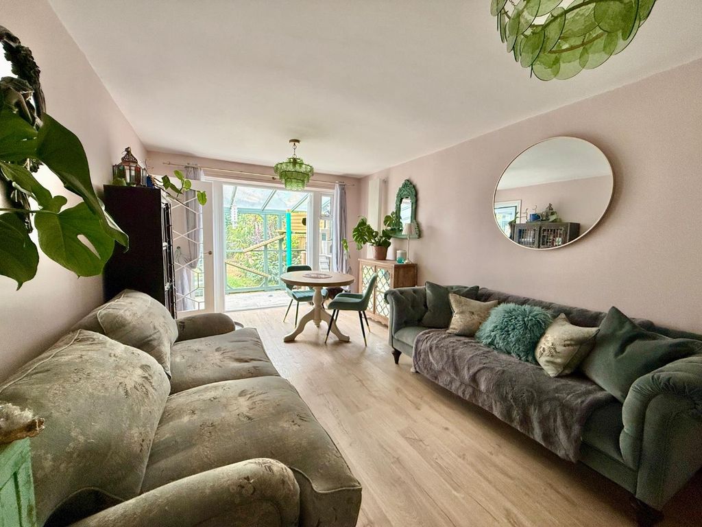 Property photo 3 of 10 Img_0335.Jpeg