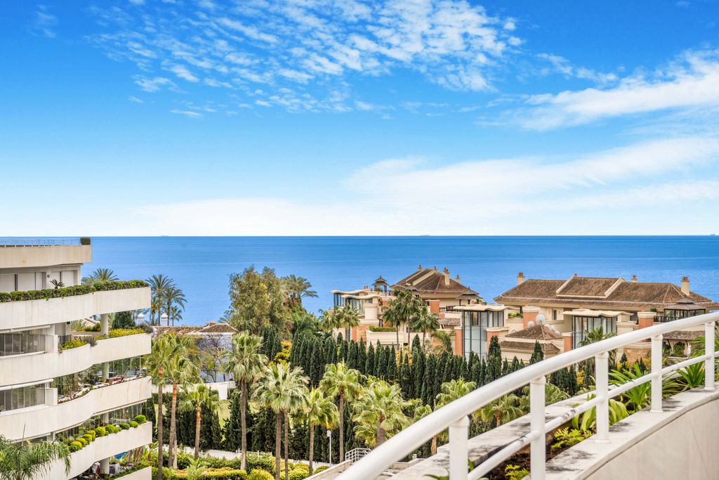 Property photo 1 of 60