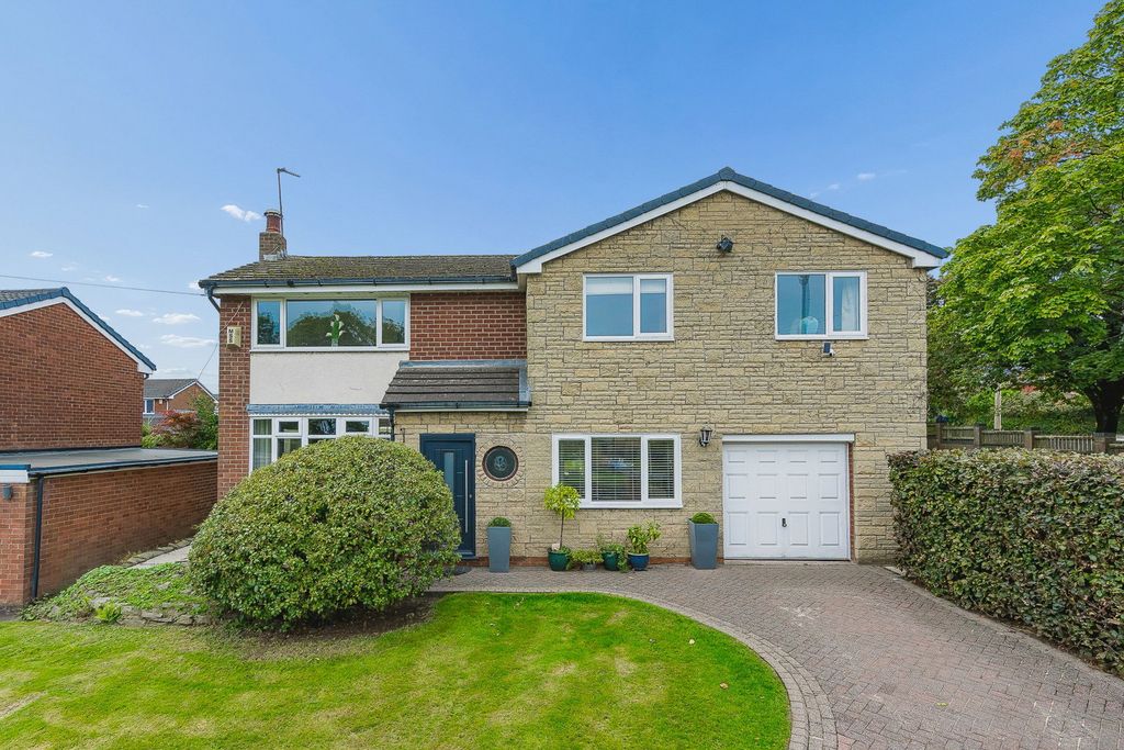 Property photo 1 of 31