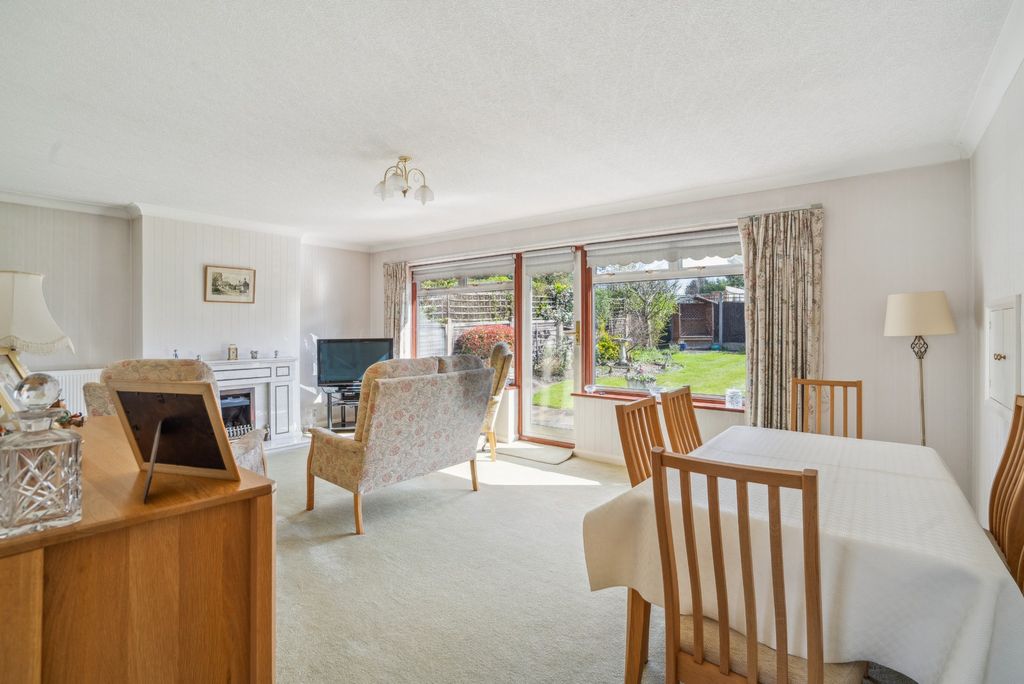 Property photo 2 of 15