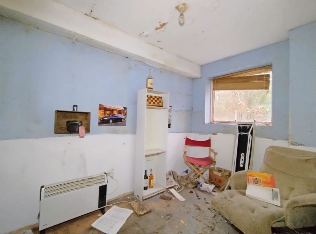 Property photo 2 of 6