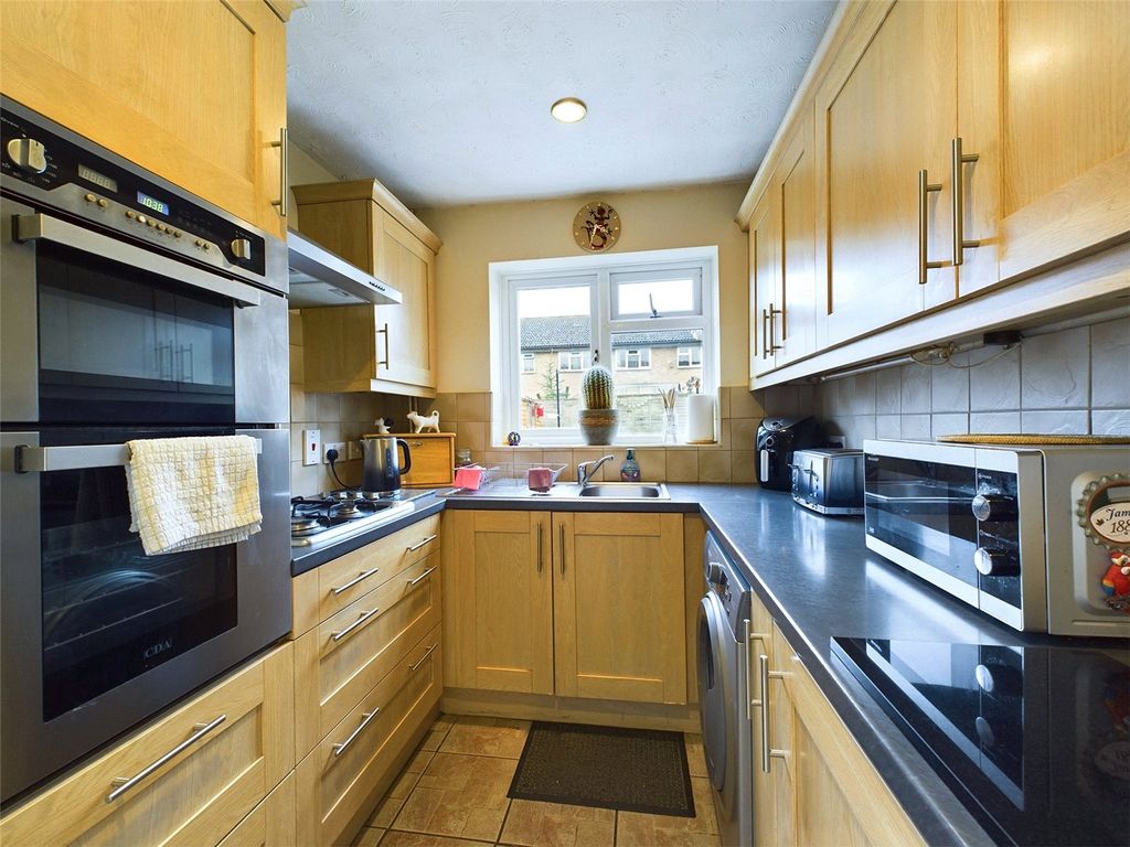 Property photo 3 of 11 Picture No. 06