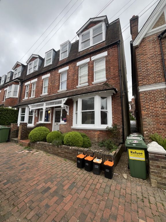 Property photo 1 of 11 External