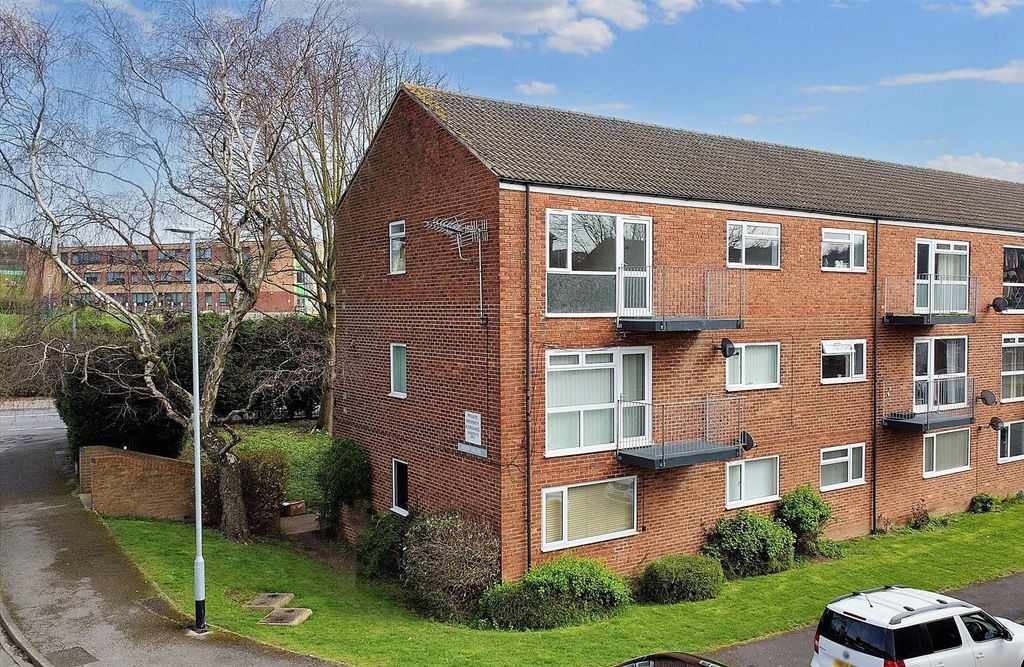 Property photo 1 of 8 1. Front.Jpg