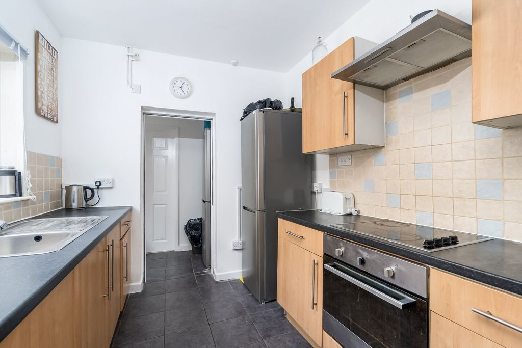 Property photo 3 of 5 0027