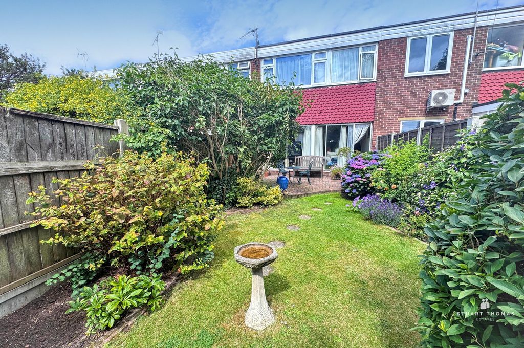 Property photo 2 of 14