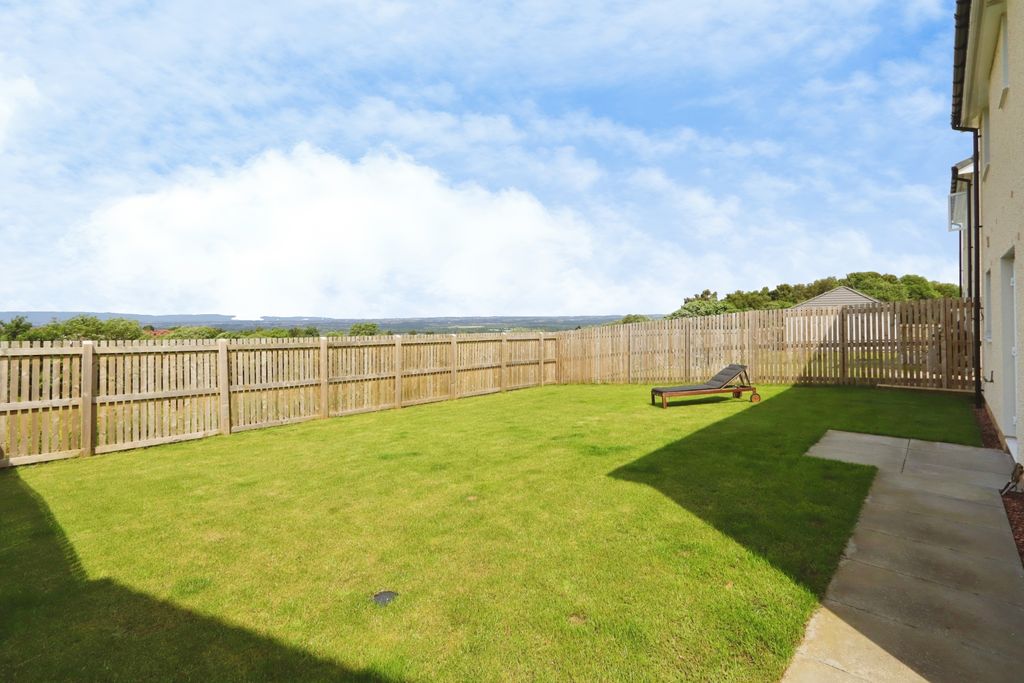 Property photo 3 of 31 Img_5562