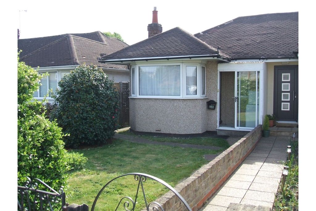 Property photo 2 of 14 Front View