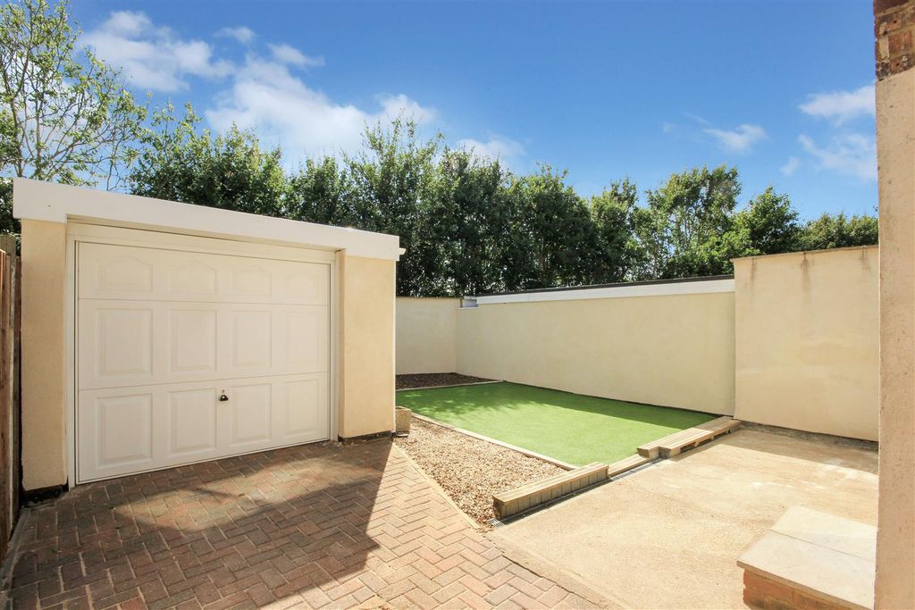 Property photo 3 of 14 Img_7428.Jpg