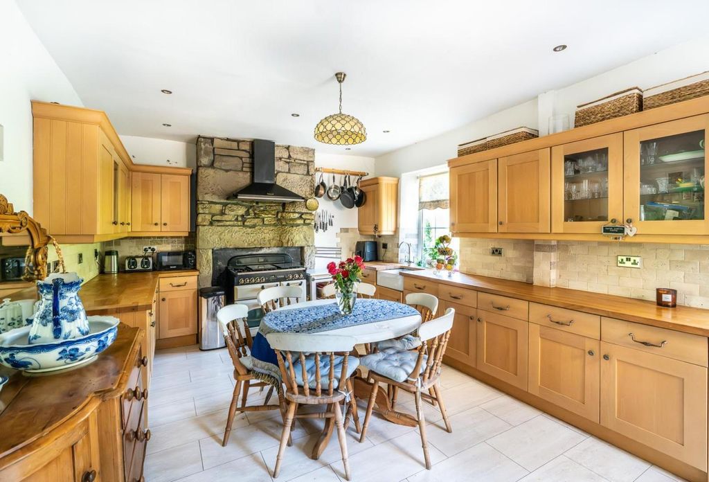 Property photo 2 of 30 Img-20250519-Wa0003 (002).Jpg