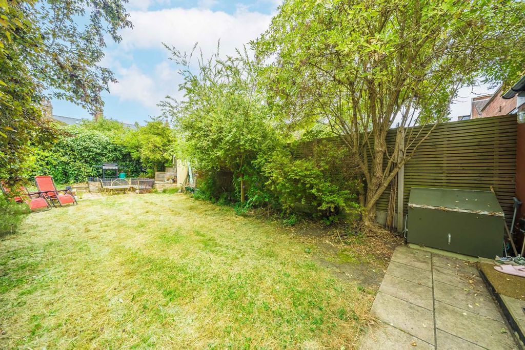 Property photo 3 of 8