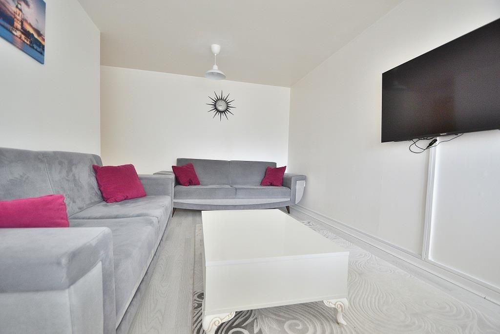 Property photo 2 of 12 2.Jpg