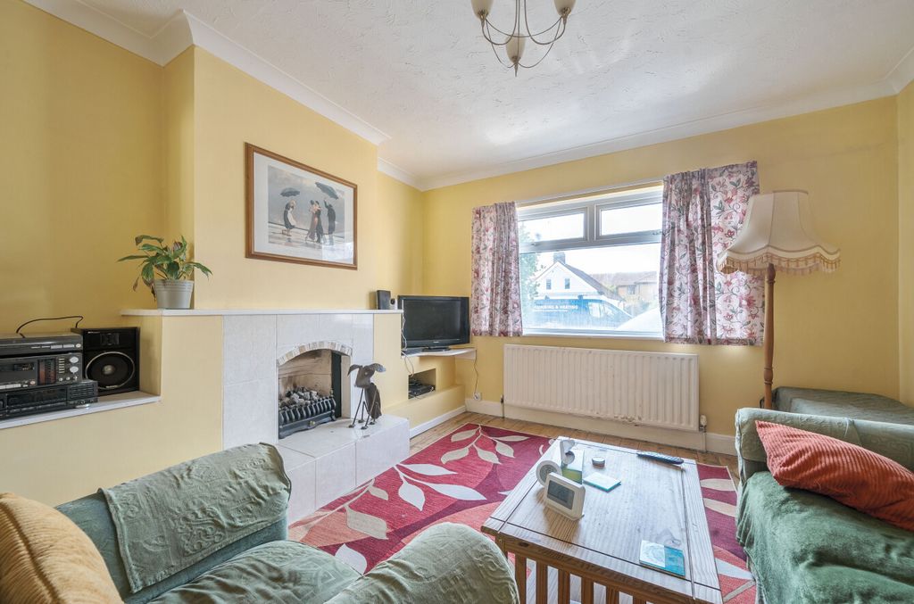 Property photo 3 of 16 1494513-13-6A608B...