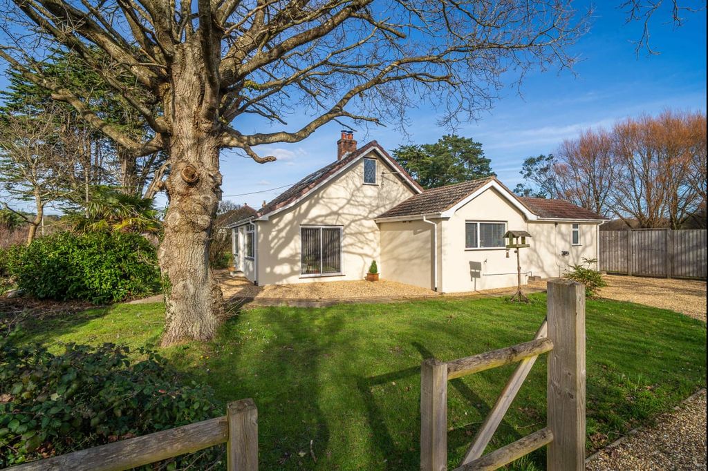 Property photo 2 of 38