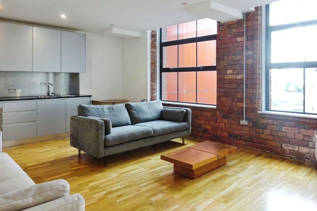 Property photo 2 of 7 Picture No. 17