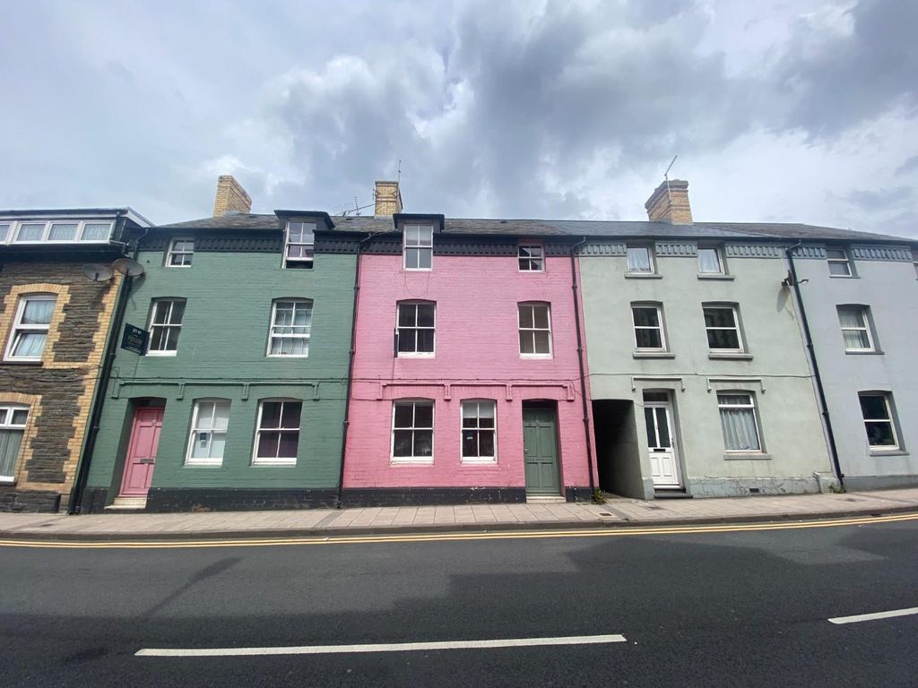 Property photo 1 of 12 5 Bed Student Property For Rent