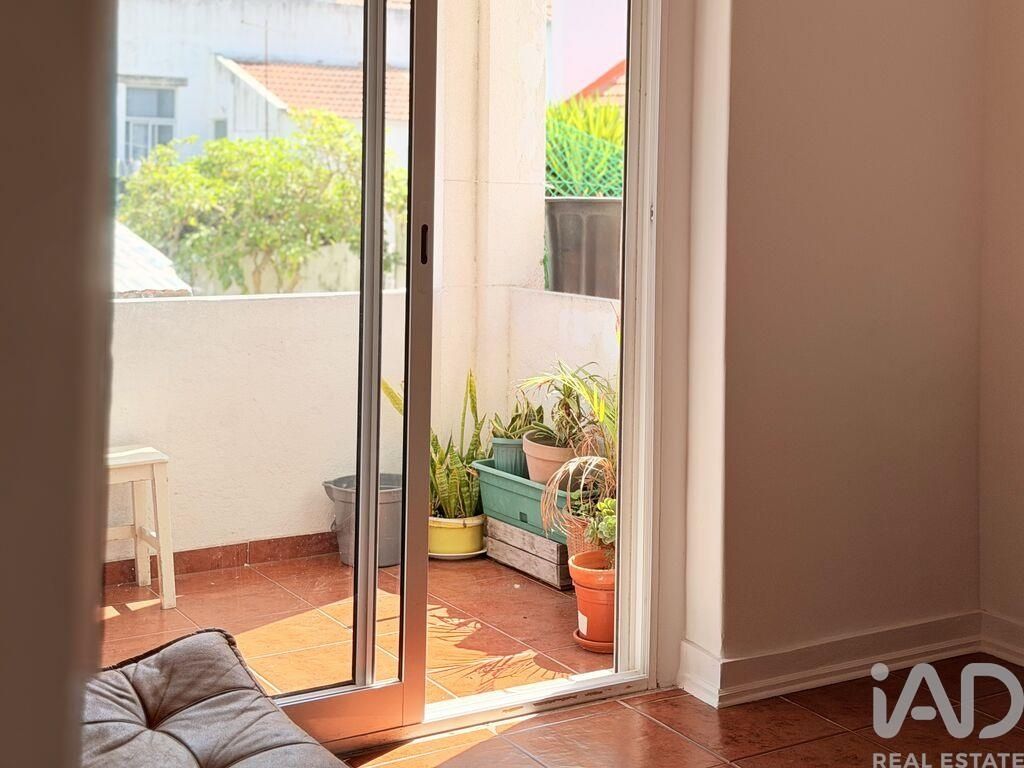 Property photo 3 of 37