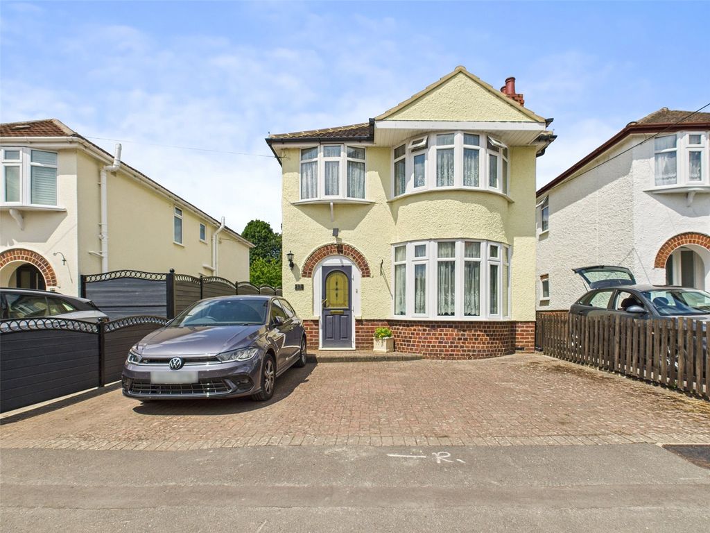 Property photo 1 of 21 Picture No. 01