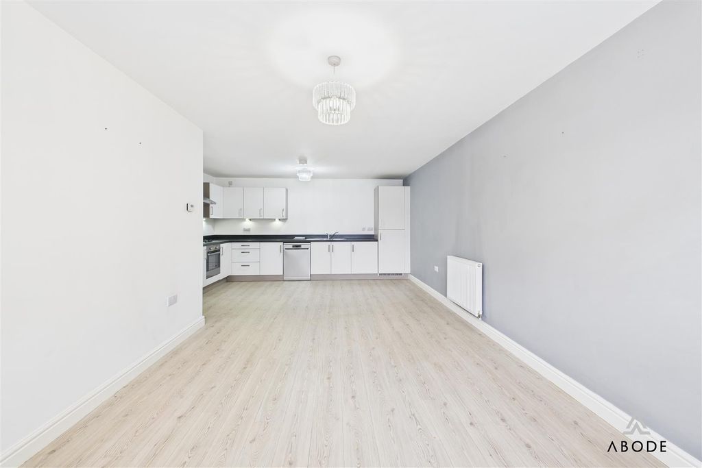 Property photo 2 of 10 Cam02544G0-Pr0254-Still005.Jpg