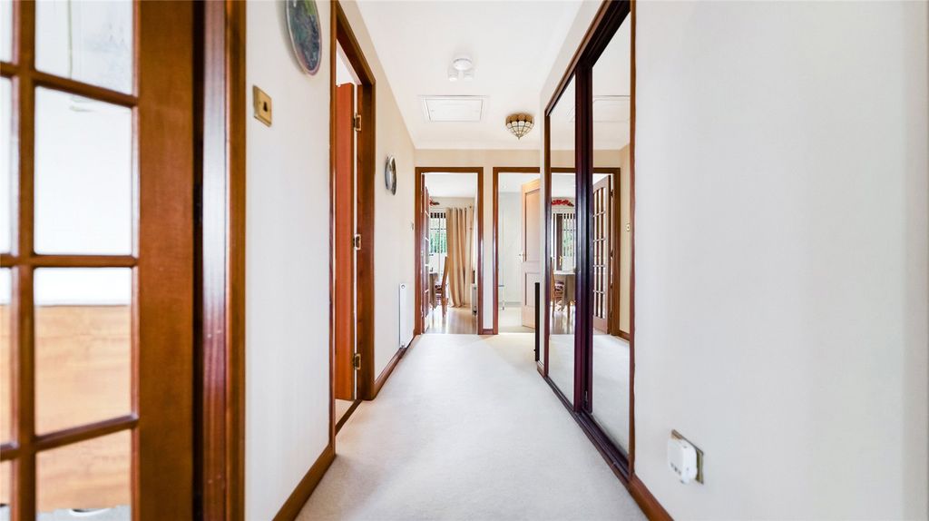 Property photo 2 of 21 Hall