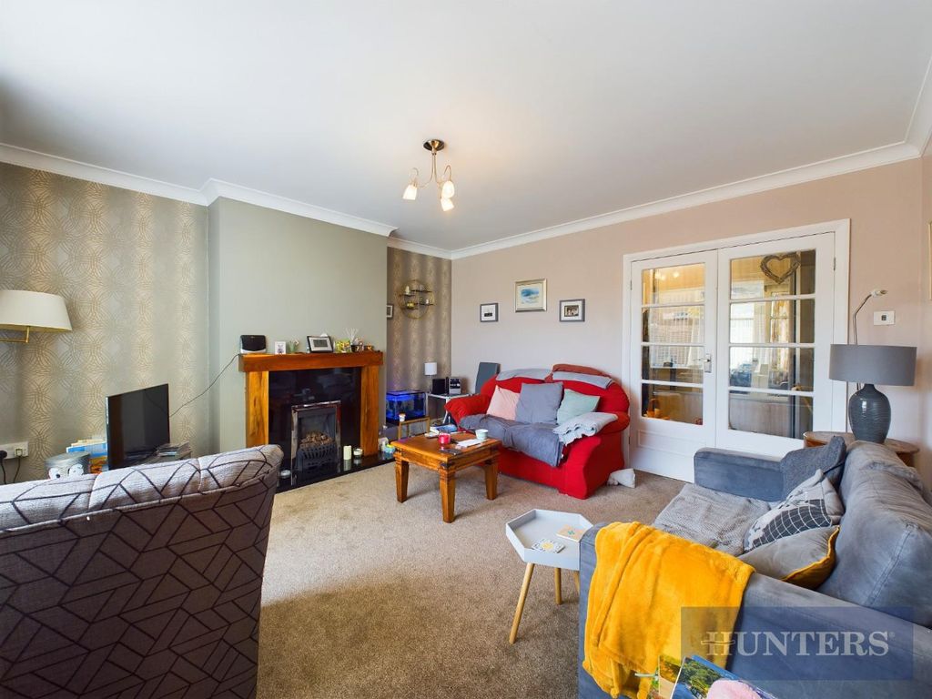 Property photo 3 of 13 Cam03407G0-Pr0341-Still004.Jpg