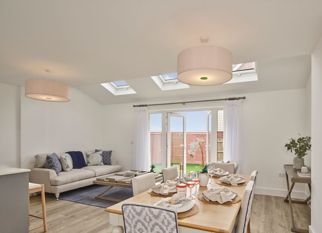 Property photo 2 of 9 252191-03