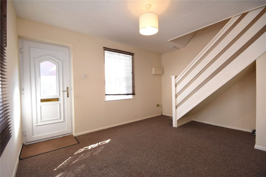 Property photo 3 of 14 Picture No. 30