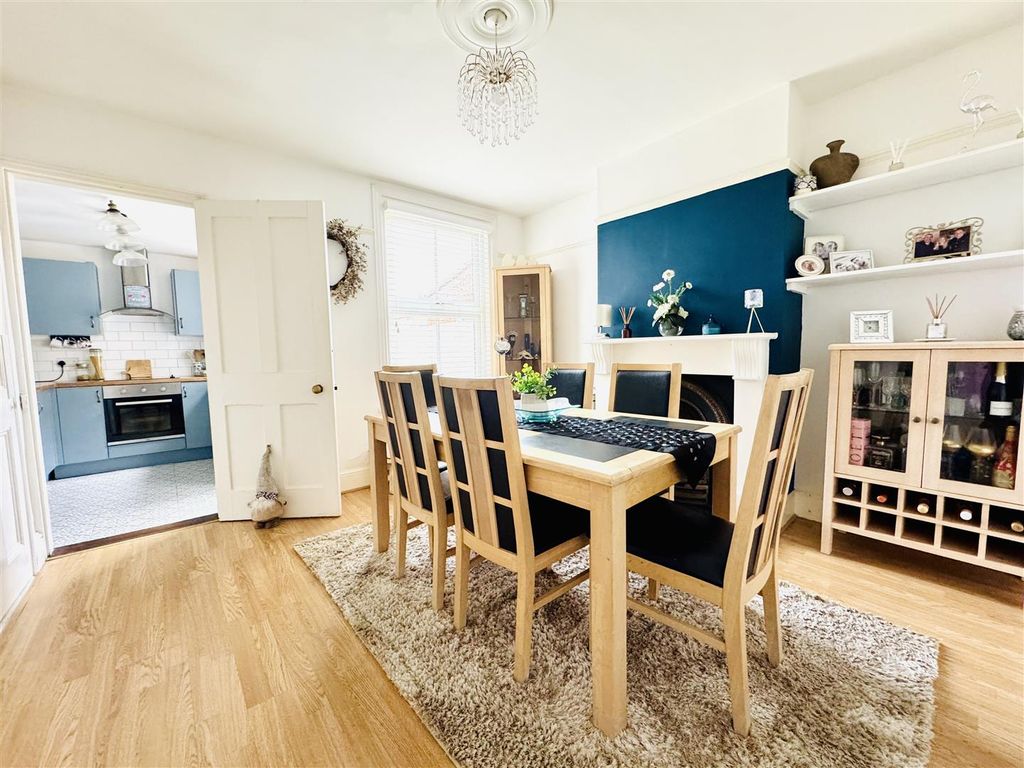 Property photo 3 of 16 Dining Room: