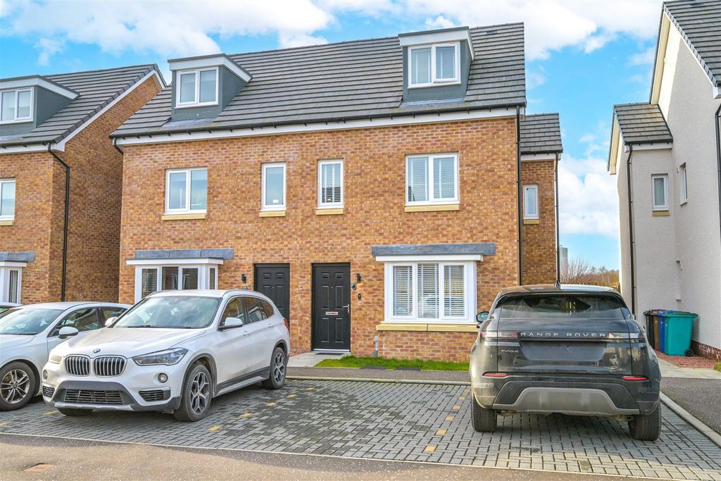 Property photo 1 of 26