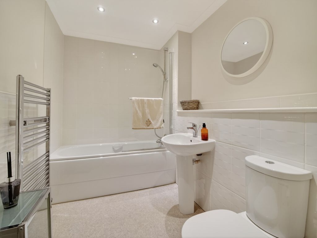 Additional image 19 of 3 bed flat for sale9 Elderslie Gardens, Largs KA30