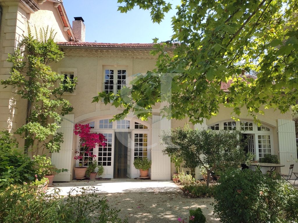 Property photo 2 of 27