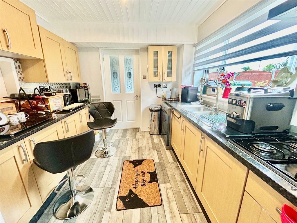 Property photo 3 of 19 Picture No. 07