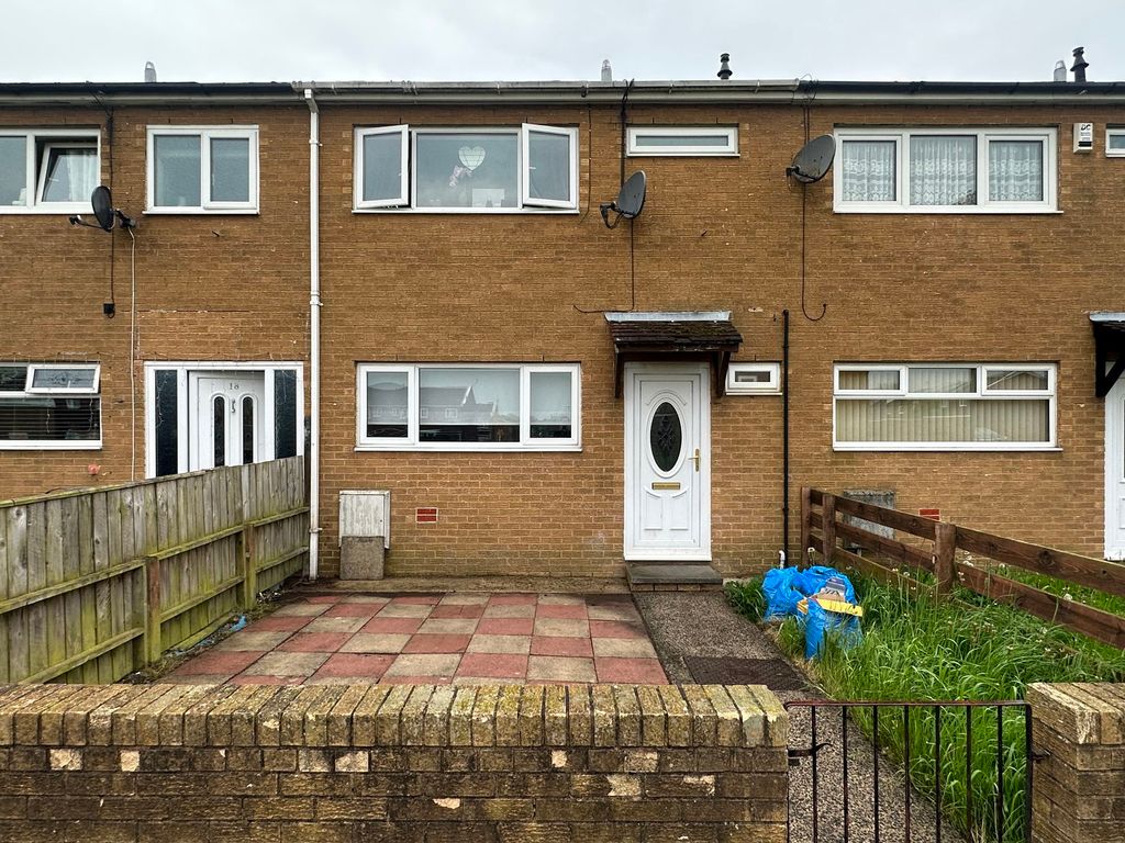 Property photo 1 of 2