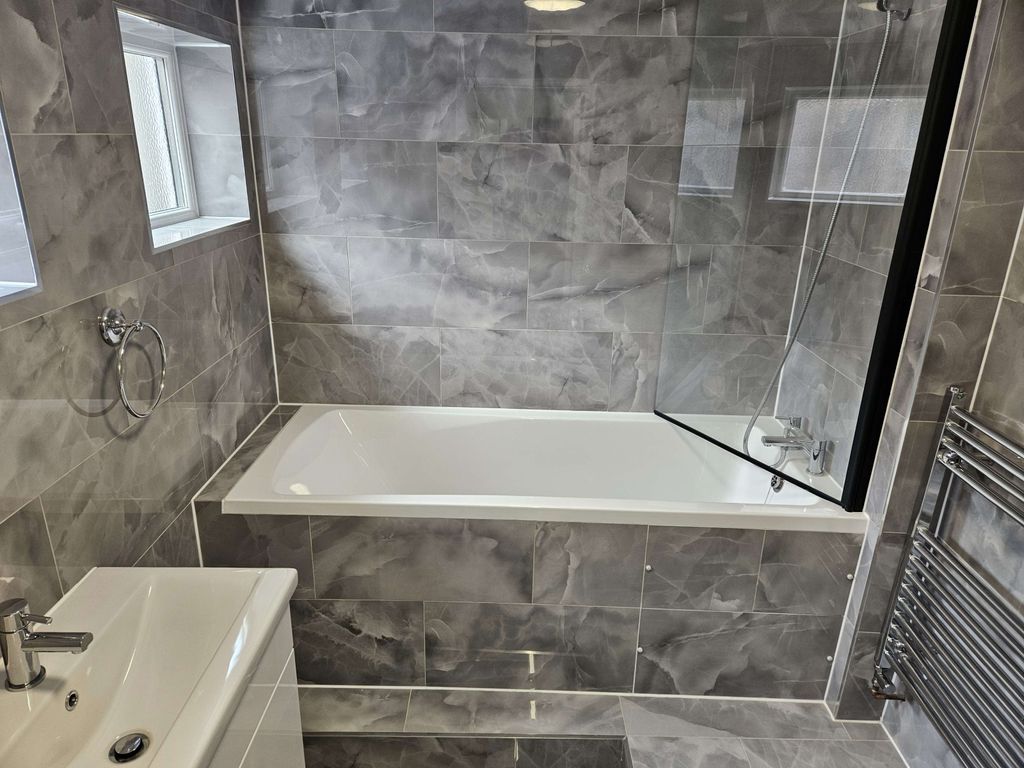 Property photo 3 of 15 Gallery