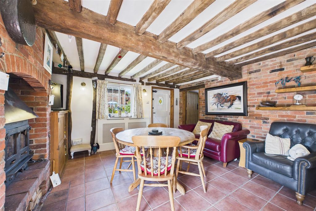 Property photo 3 of 26 Dining Area