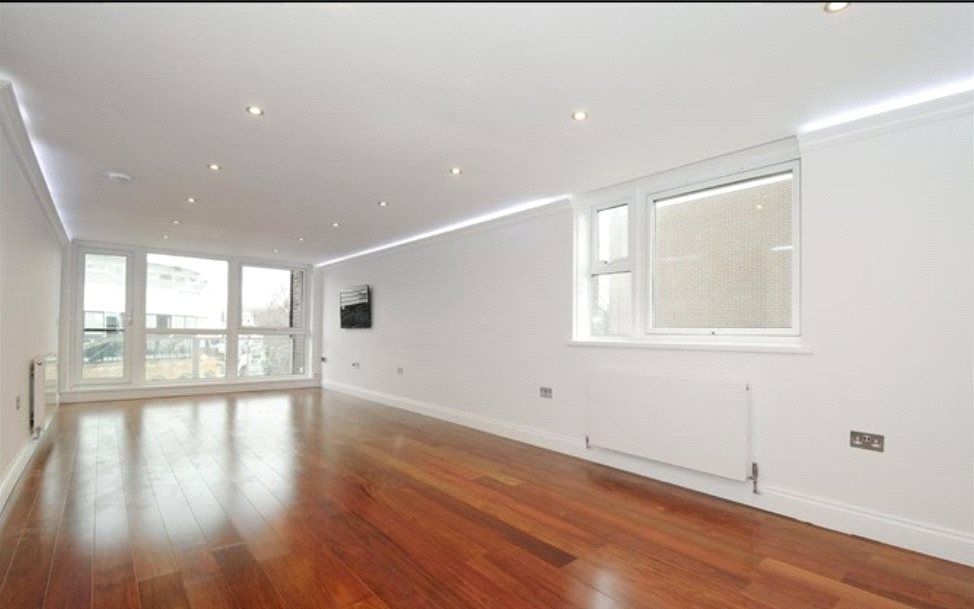 Property photo 3 of 14 Picture No. 18