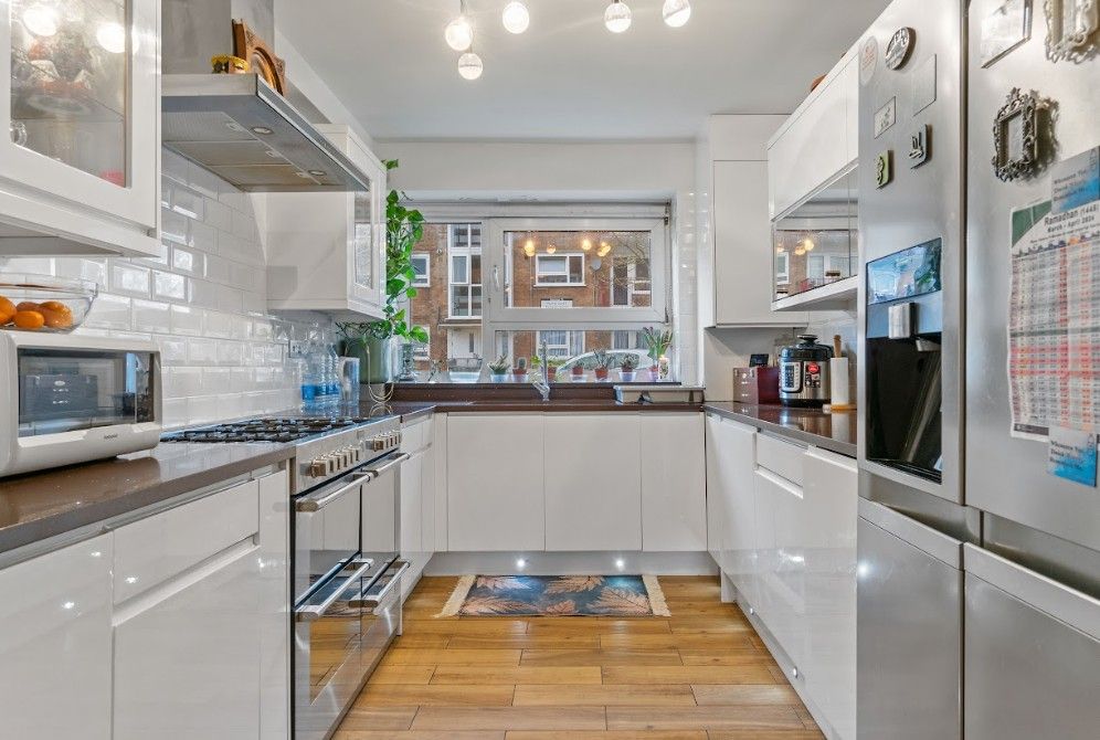 Property photo 2 of 11