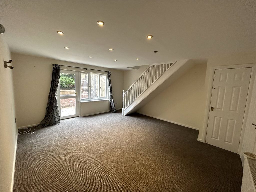 Property photo 3 of 12 Picture No. 20