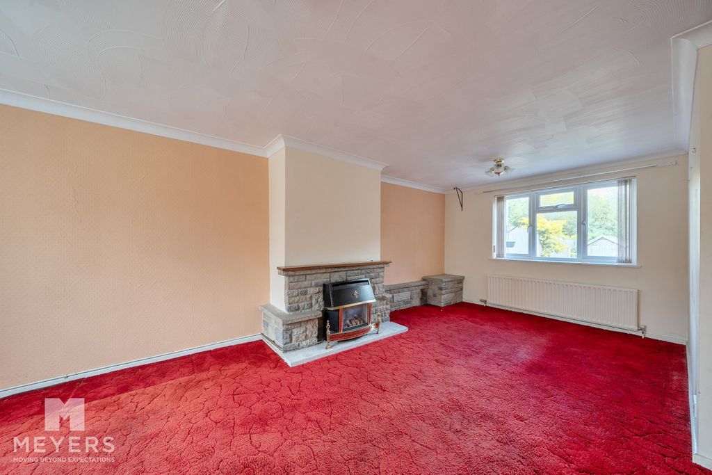 Property photo 3 of 22