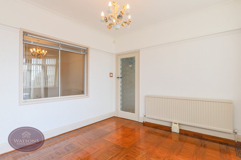 Property photo 3 of 28