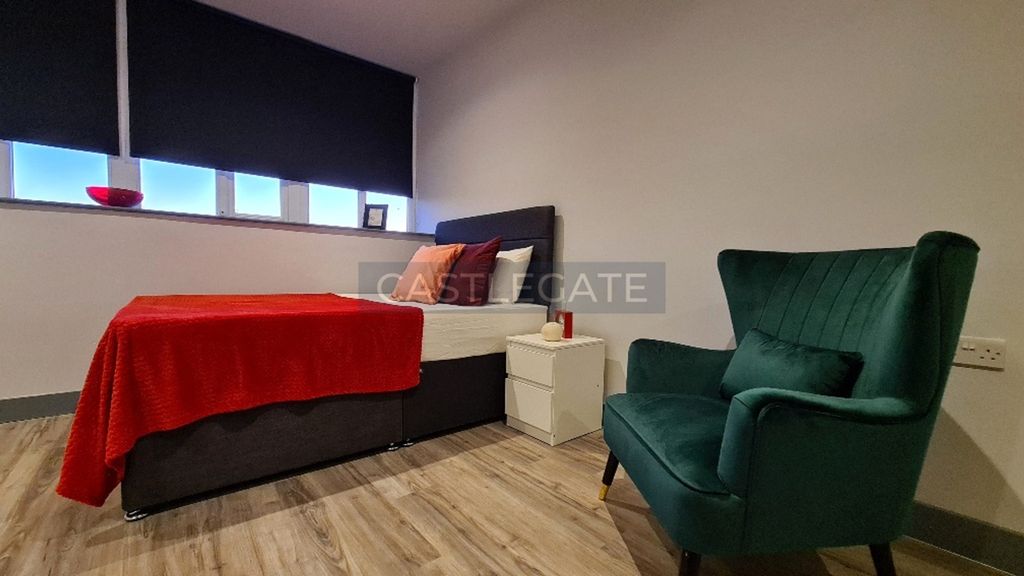 Property photo 2 of 17 Renaissance Works, Room 51, 52, 53, 103 New Street, Huddersfield