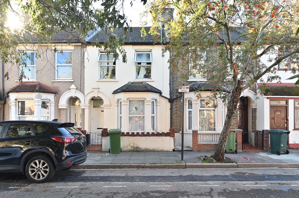 Property photo 1 of 1