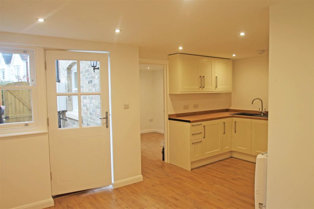 Property photo 3 of 13 Img_6614.Jpg